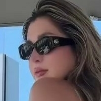 Valeria Meztelen