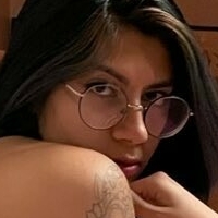 Vanessa Vain Meztelen