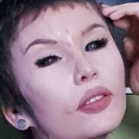 Veronica Carol Blades Meztelen
