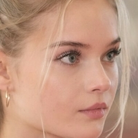 Veronika Miller Meztelen
