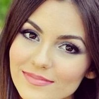 Victoria Vega Meztelen