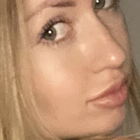 vikkytheone Meztelen