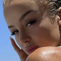Violetta Bert Meztelen