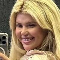 Viviane Bardeson Meztelen