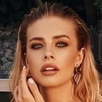 Vlada Zinchenko Meztelen