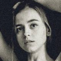 vyaltceva Meztelen