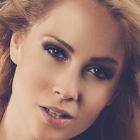 Whitney Cole Meztelen