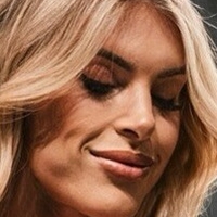 Whitney Lobreau Meztelen