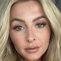 Wifespot Meztelen