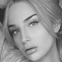 xEmadollx Meztelen