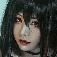 Xiaokichi Meztelen