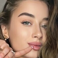 xlucyliux Meztelen