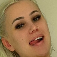 xoleeza Meztelen