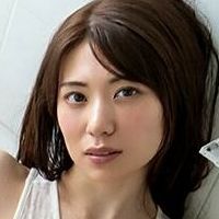 Yamagishi Aika 山岸逢花 Meztelen