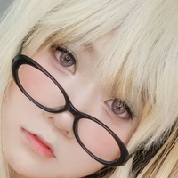 YaoYao Meztelen
