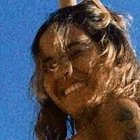 Yara Lore Meztelen