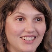 Yaroslava Pulinovich Meztelen
