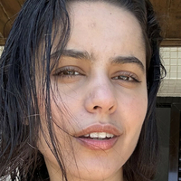 Yasmin Yassine Meztelen