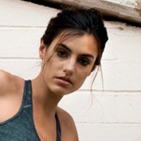 Yasmina Jones Meztelen