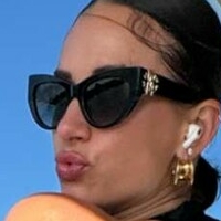 Yesjulz Meztelen
