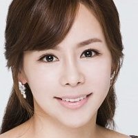 Yi Shin Meztelen