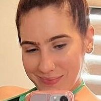 Yinyleon Meztelen