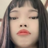 Yoshiko Haku Meztelen