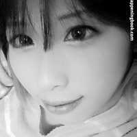 Yuinyan Meztelen