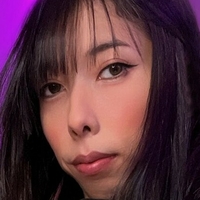 Yuna Shiro Meztelen