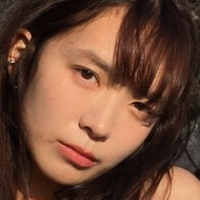 Yunjinpet Meztelen