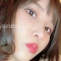 Yuzuto1123 Meztelen