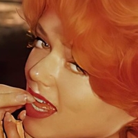 Yvette Vickers Meztelen