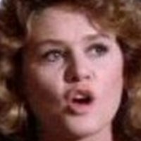 Yvonne McCord Meztelen