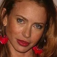 Yvonne Sciò Meztelen