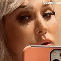 Zoe_lovee Meztelen