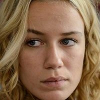 Zoe Marchal Meztelen