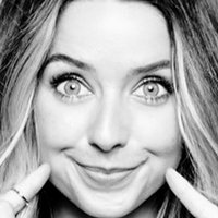 Zoella Meztelen
