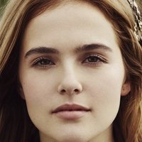 Zoey Deutch Meztelen